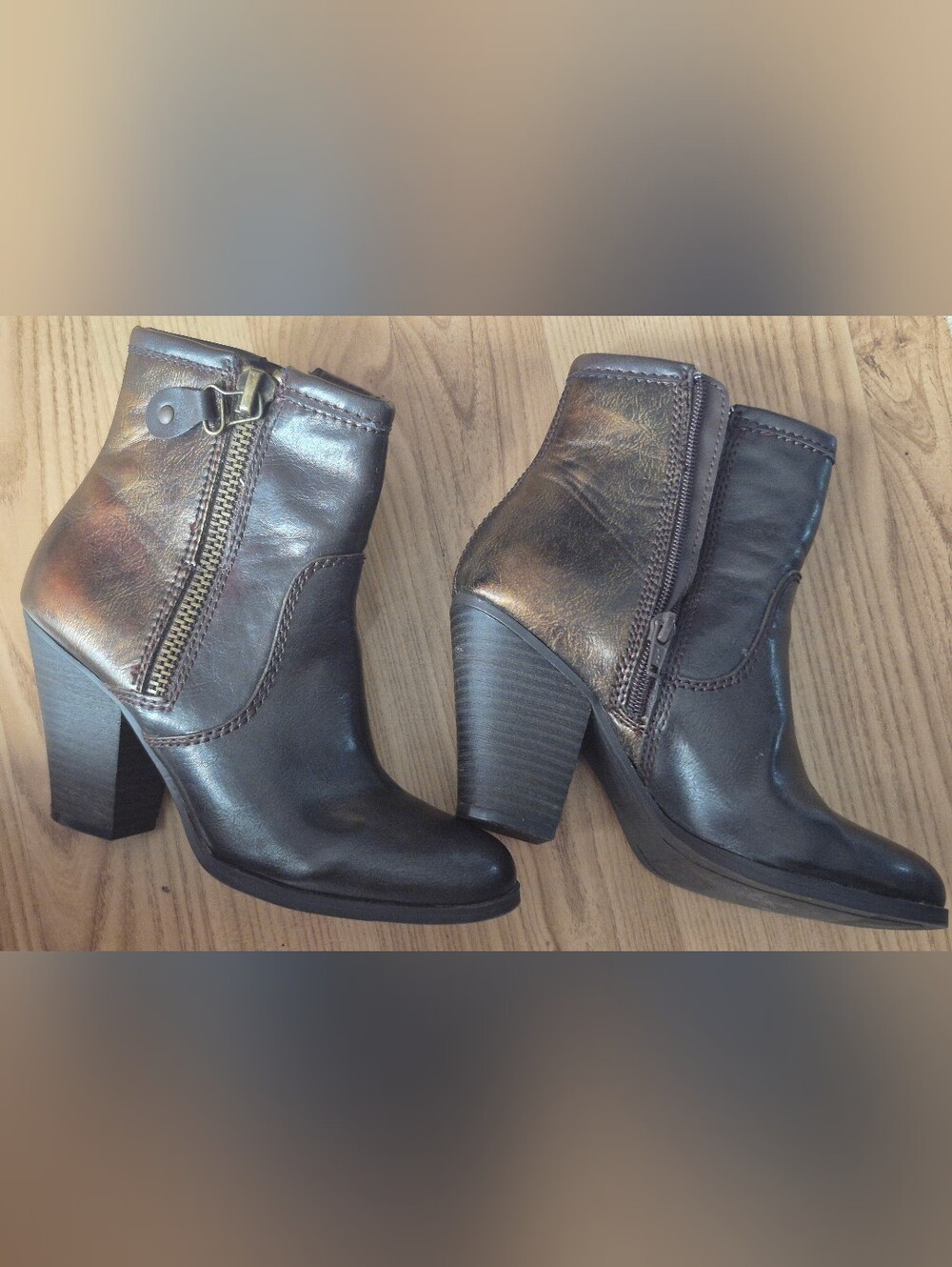 Nine West Dark Brown Leather Zip Ankle Booties